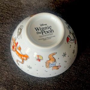 Winnie the Pooh Christmas bowl